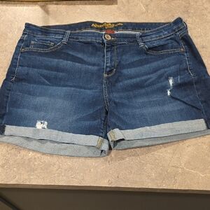 (J43) Arizona Jean Company Blue Jean Shorts Destress Cuff Style Sz 18